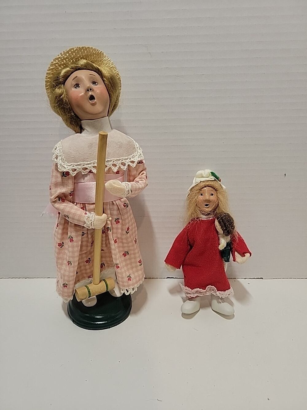 Byers Choice Croquet Girl with Mallet/Retired 2000 Missing ball/ &Small Caroler
